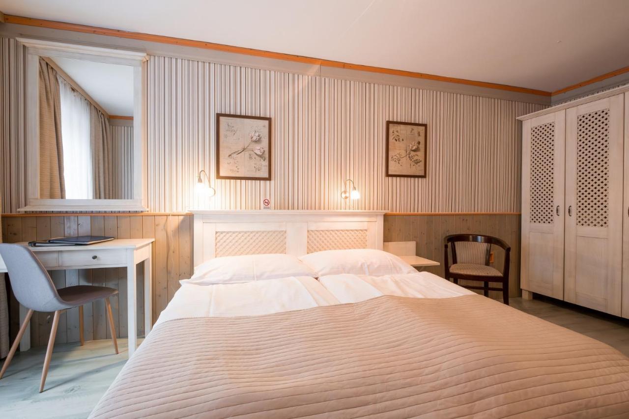 Hotel Maxant Фримбурк Екстер'єр фото